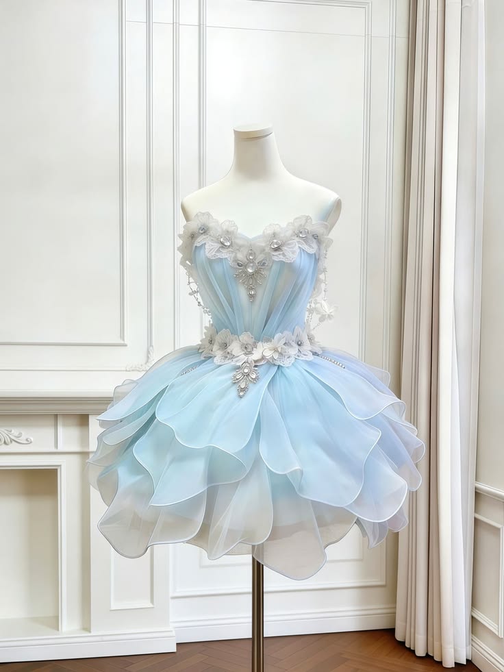 Pretty Ball Gown Sweetheart Light Sky Blue Homecoming Dress With Flowers Tiered Layers Party Dresses RB6823