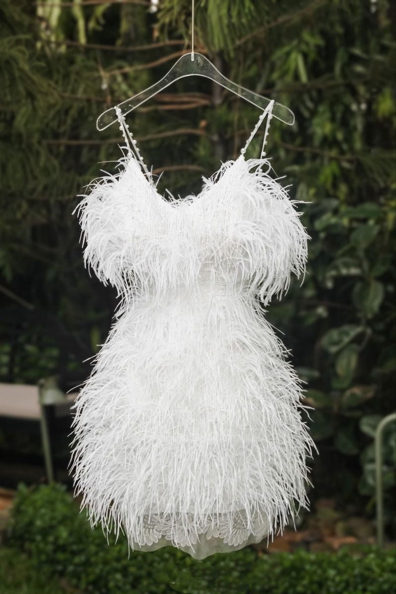 Pretty A Line Spaghetti Strap White With Feathers Mini Graduation Dresses Short High School Teens Inspo Senior Homecoming Gown RB3425