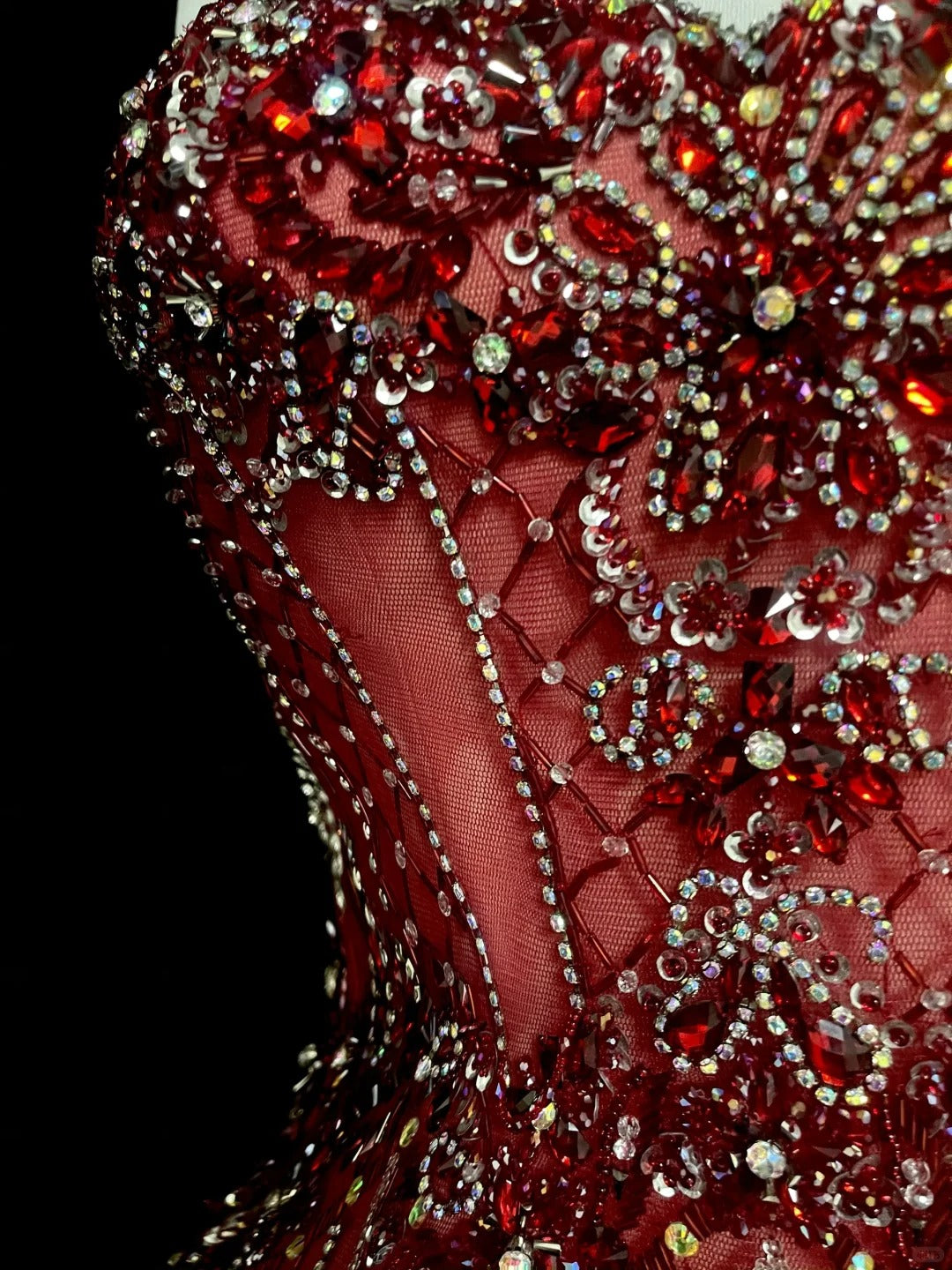 Robe de bal longue vintage années 1960, style sirène, dos nu, bordeaux, sans manches, en tulle, N1582