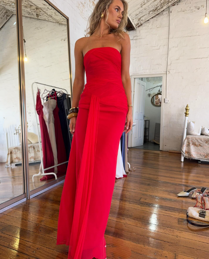 Robe longue sirène bustier rouge en mousseline, inspiration été-printemps, idéale pour les invités de mariage et les anniversaires (N1569)