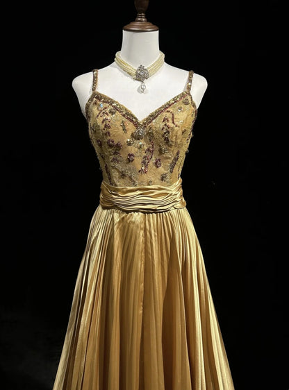 Vintage Prom Dresses A-Linie Spaghettiträger Gold Satin mit Rüschen Perlenstickerei Langes Abendkleid N2501