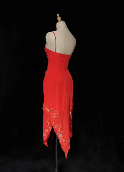 Vintage Abschlussballkleider A-Linie Spaghettiträger Rot Midilänge Chiffon 1990er Formelles Abendkleid N2665