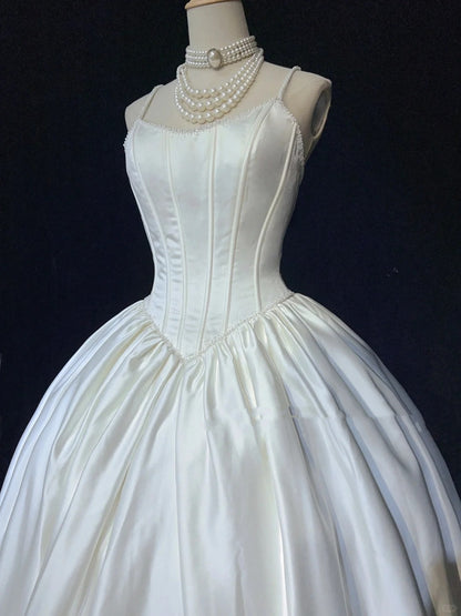 Einzigartige Hochzeitskleider, Ballkleid, Spaghettiträger, Weiß mit gerafften Perlen, langes Brautkleid N3629