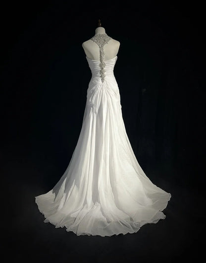 Zeitlose Hochzeitskleider Meerjungfrau Neckholder Chiffon Weißer Satin mit Perlen Lange Brautkleider N3474