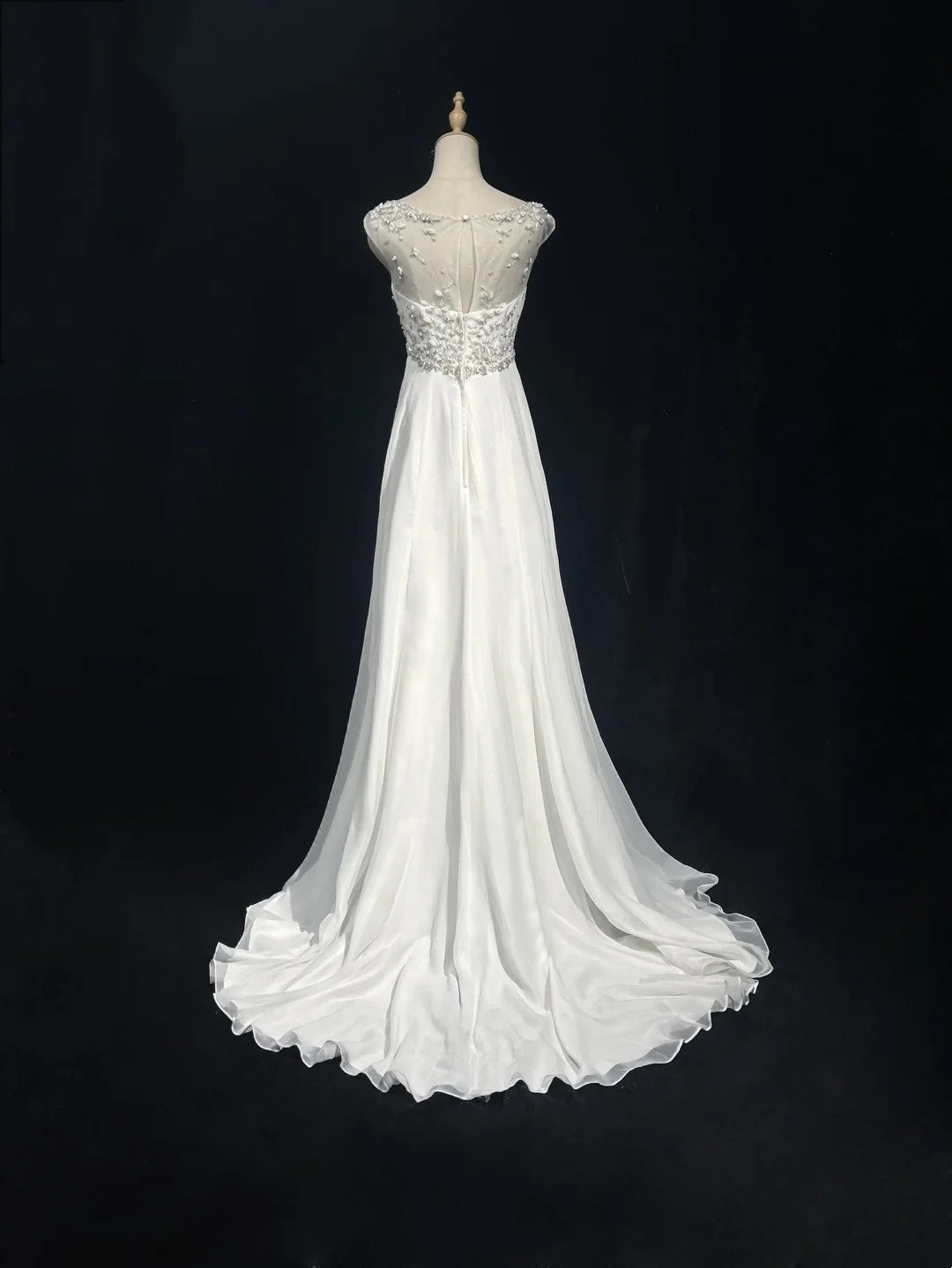 Robes de mariée de fantaisie de conte de fées A ligne Scoop Perles blanches Robe de mariée longue Robes de mariée N2600