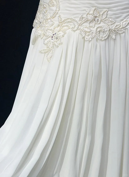 Zeitlose Hochzeitskleider, A-Linie, trägerlos, weißer Chiffon mit applizierter langer Brautrobe N3013