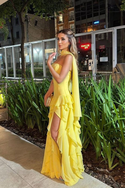 Gorgeous Yellow Strapless Sleeveless Chiffon Prom Dresses Ruffles Sheath With High Slit AB189