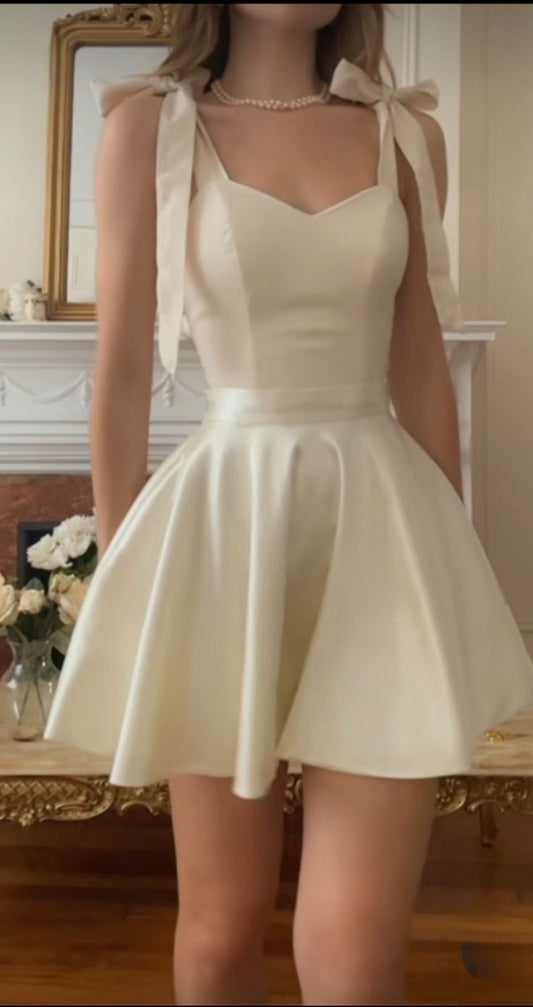 Modest A Line Spaghetti Strap Ivory With Bow Graduation Dresses Short High School For 8th Grade Senior Inspo Homecoming Gown RB3331