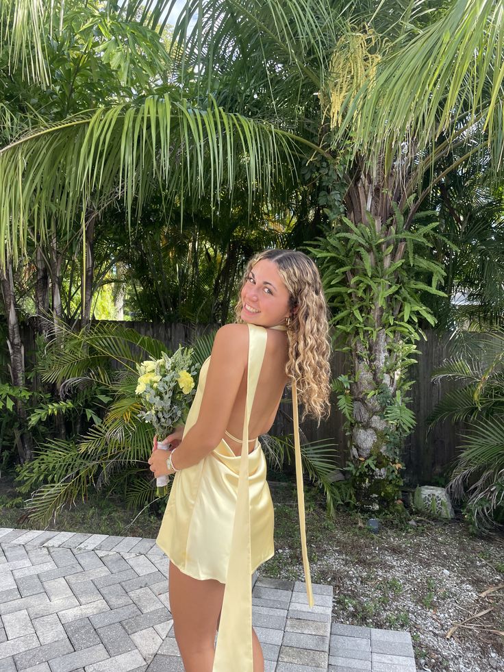 Yellow Satin V Neck A-Line Sleeveless Short Homecoming Dress University Ideas Inspo Short Hoco Court Gowns RB7261