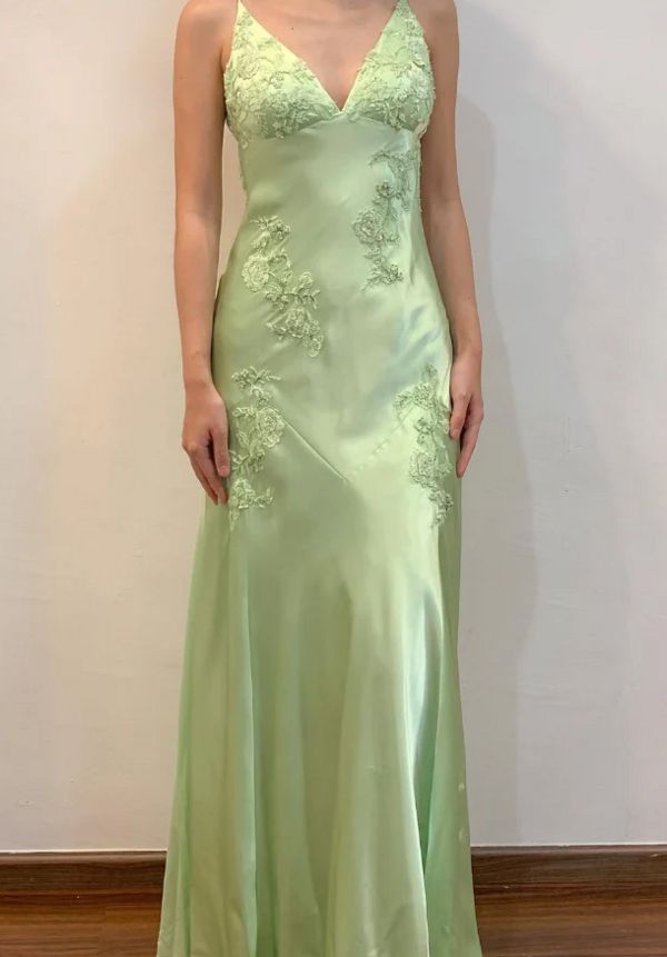 Hübsches Meerjungfrauen-Abendkleid mit V-Ausschnitt, grünem Satin, rückenfrei, mit Perlen verziert, AB957