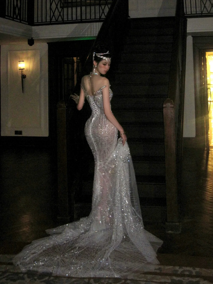 Luxurious Wedding Dresses Mermaid Scoop Neck With Beads Crystals Silver Sequin Bride Dress For Brides Fitted Bridal Gown N075