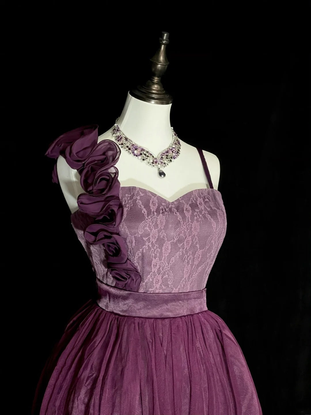 Robe de bal vintage asymétrique en tulle violet, inspiration années 2000, robe de bal courte, inspiration robe de soirée N1355