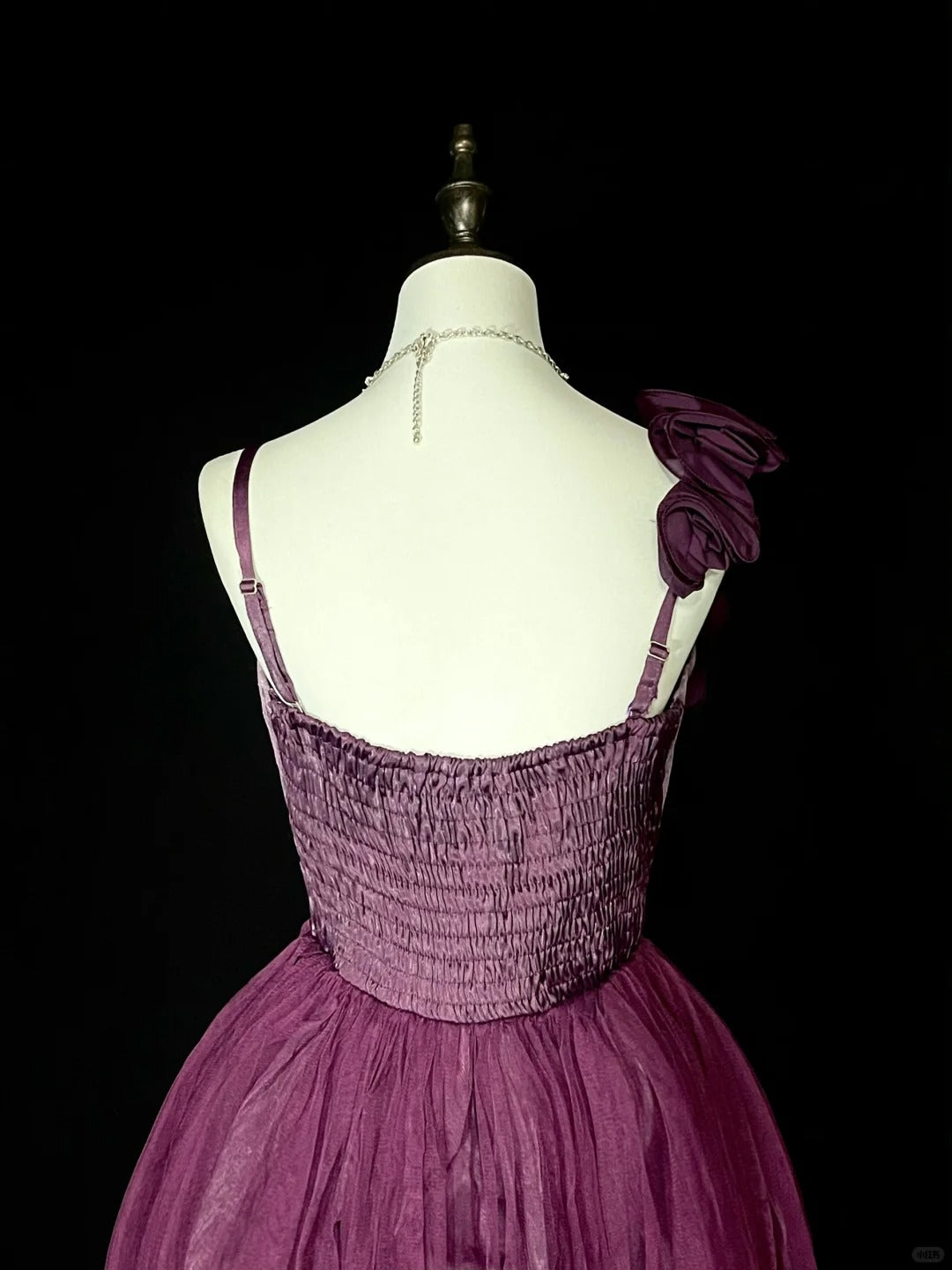 Robe de bal vintage asymétrique en tulle violet, inspiration années 2000, robe de bal courte, inspiration robe de soirée N1355