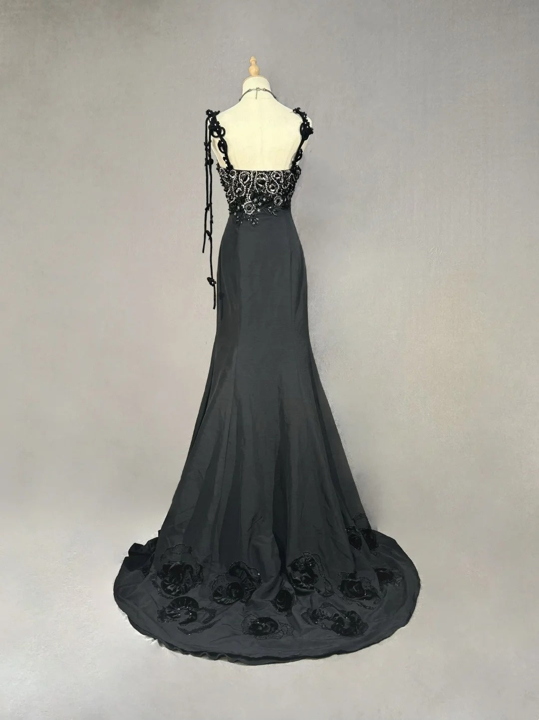 Vintage Abschlussballkleider Inspo Meerjungfrau Spaghettiträger Schwarz Lang 1990er Mit Perlenapplikationen Abendkleider N3378