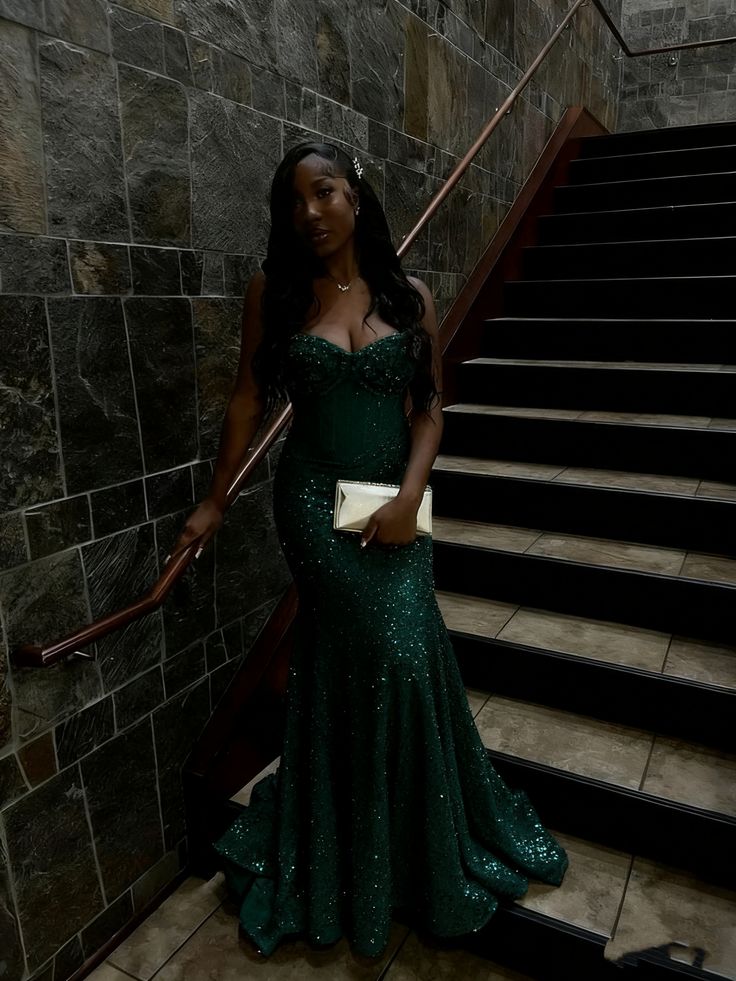 Elegantes, langes Meerjungfrauen-Abendkleid mit goldenen Pailletten und herzförmigem Ausschnitt, formelles Partykleid für Damen AB1528