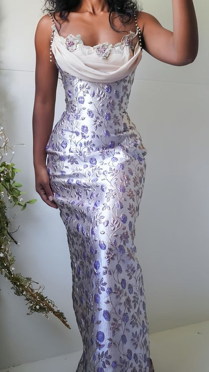 Lila, geblümtes Etuikleid mit Perlenbesatz und Applikationen, Abendkleid für Damen AB1460