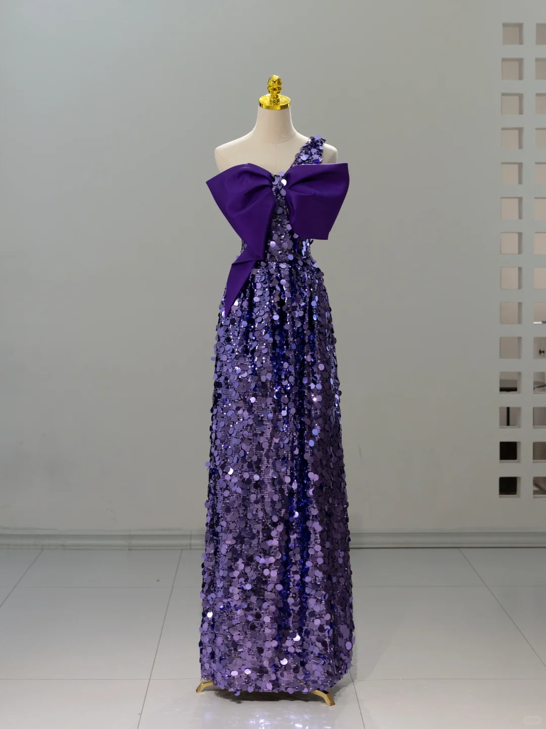 Sexy A Line One Shoulder Grape Sequin Long Prom Dresses Sparkly Evening Gowns A008