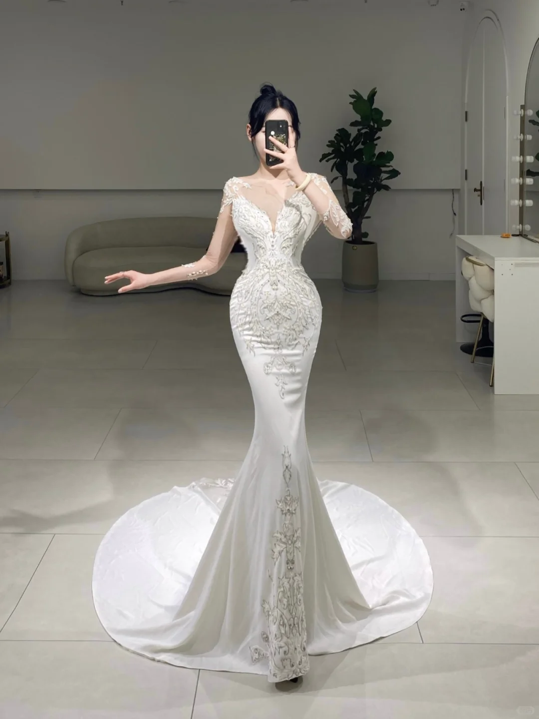Robe de mariée longue en dentelle blanche, style sirène, col rond, manches longues, élégante et élégante, A082