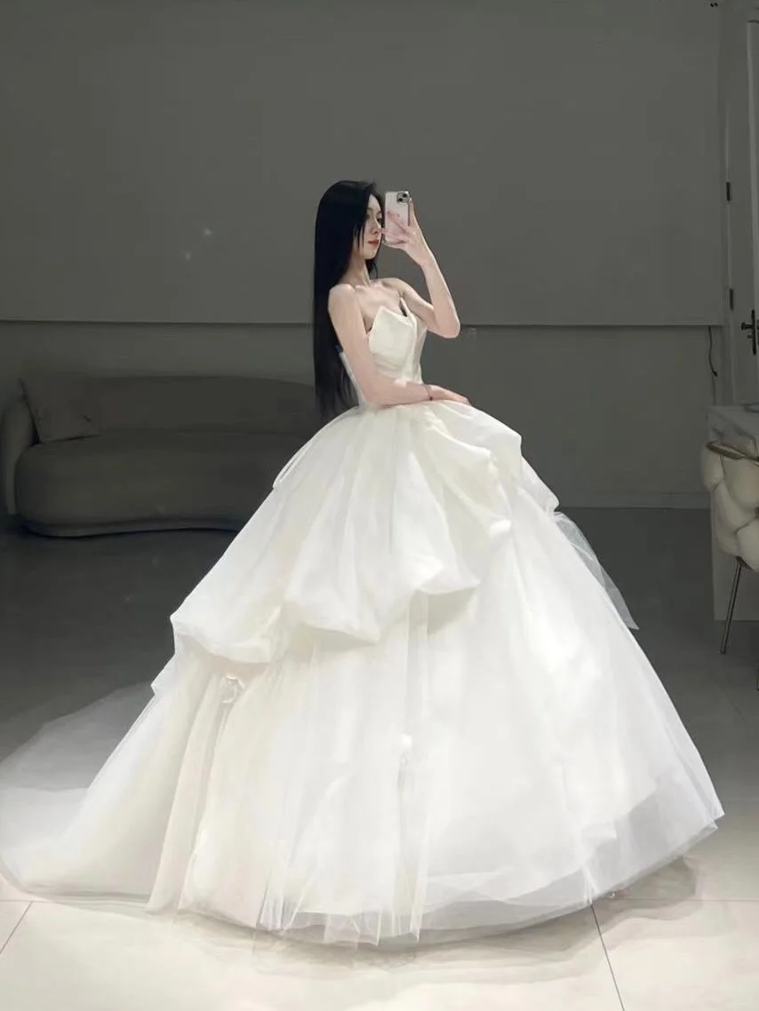 Zeitloses Ballkleid Sweetheart Weiß Plissee Langes Tüll Brautkleid Schöne Formale Süße Brautkleider A100