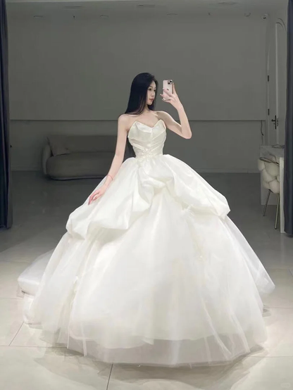 Zeitloses Ballkleid Sweetheart Weiß Plissee Langes Tüll Brautkleid Schöne Formale Süße Brautkleider A100