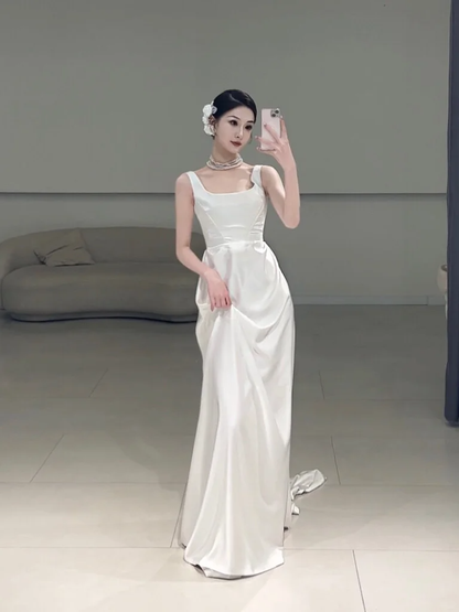 Zeitloses A-Linie Square Neck White Satin Langes Brautkleid Schöne formelle süße Brautkleider A101