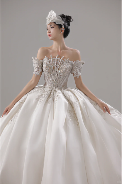 Elegantes Ballkleid aus Satin mit kurzen Ärmeln und langem Brautkleid, schöne formelle Brautkleider mit niedlichem Muster A120