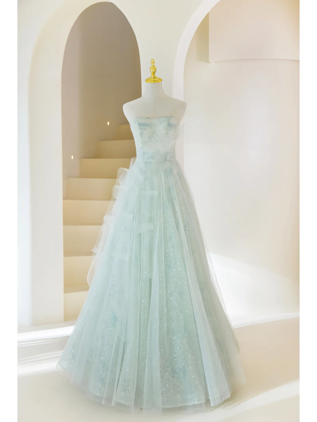 Bezauberndes, trägerloses, mintgrünes Tüll-Abendkleid – ein beeindruckendes Outfit zum 20. Geburtstag (AB906)