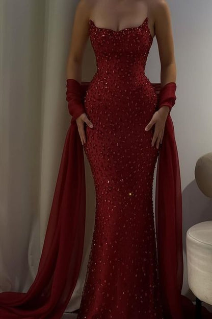 Bezauberndes, trägerloses, ärmelloses, langes Meerjungfrauen-Abendkleid mit Perlenstickerei AB1594