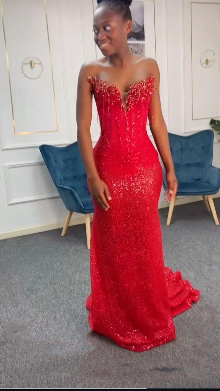 Robe de soirée sirène élégante à sequins et perles, décolleté cœur, idéale pour un bal de promo ou un dîner. Référence AB2082