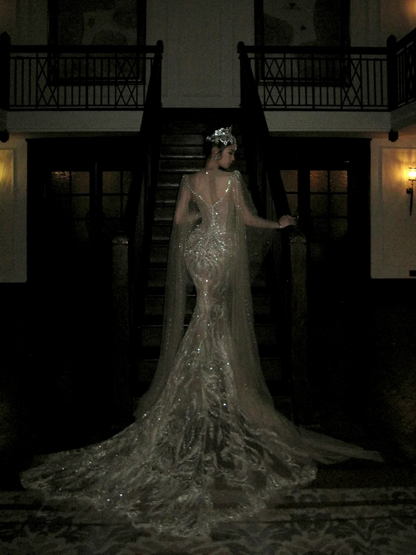 Robe de mariée sirène argentée à paillettes et traîne longue avec cape, robe de mariée féerique N067