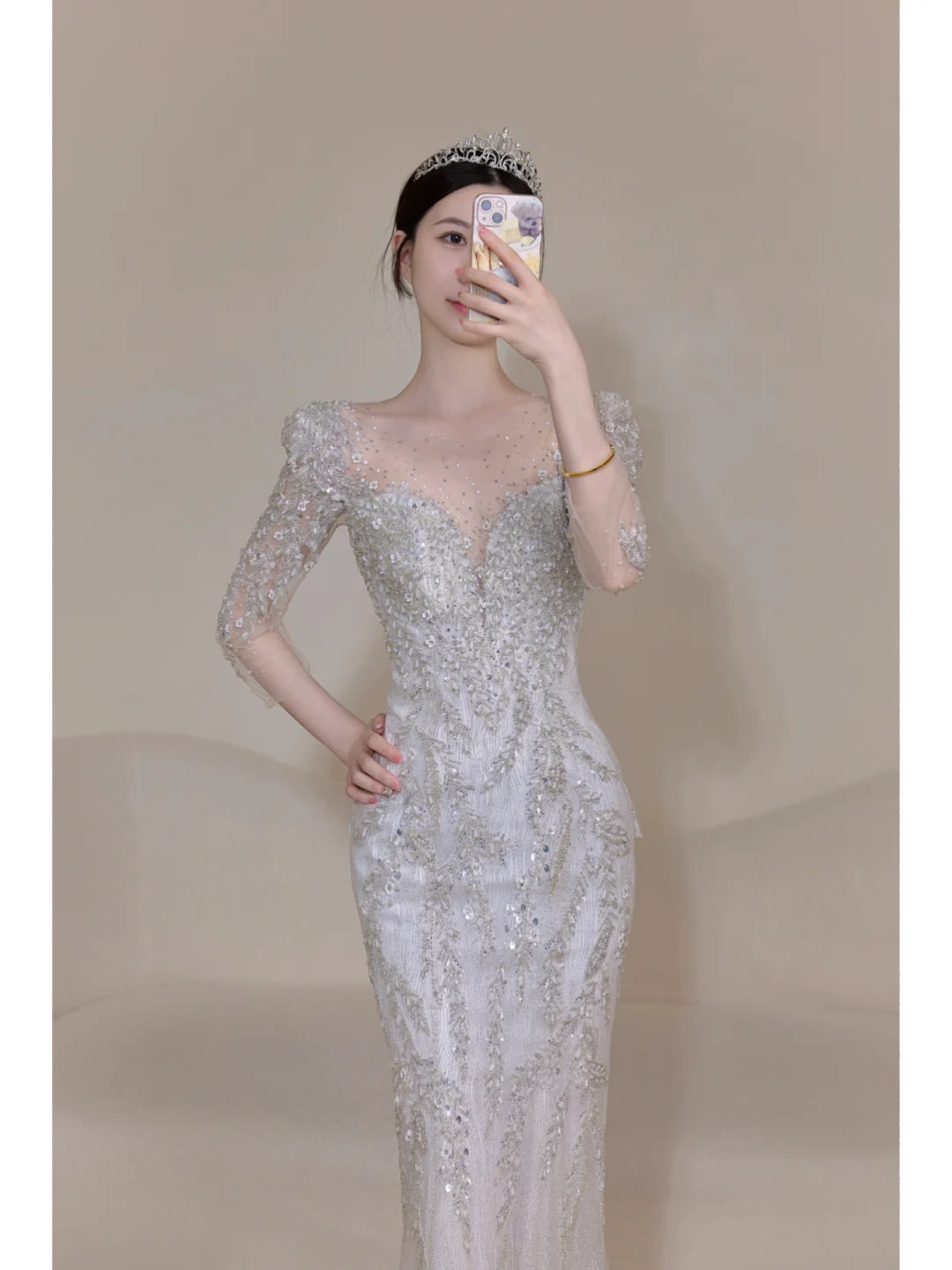 Robe de mariée argentée intemporelle pour femme, manches 3/4, perles, col en V, coupe sirène AB878
