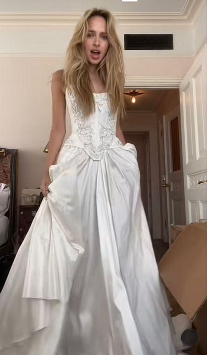 Robe de mariée intemporelle coupe trapèze, dos lacé, bustier, robe de mariée simple et longue, magnifique robe de mariée AB939
