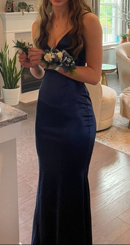 Robe de bal longue sirène sexy à bretelles spaghetti sans manches bleu marine en satin AB948