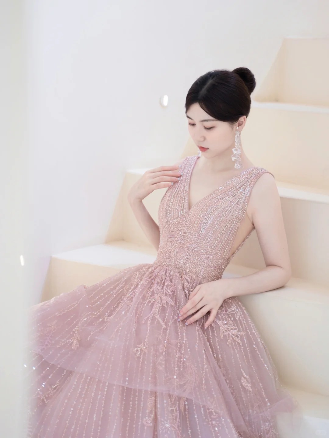 Elegantes, trägerloses Ballkleid aus schokoladenbraunem Tüll mit Perlenbesatz, langes Partykleid, Abendkleid AC027