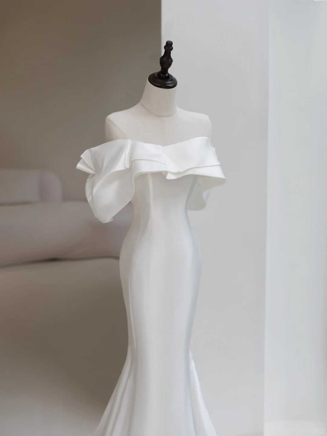 Brautkleid im Meerjungfrauenstil mit schulterfreiem Ausschnitt, Ärmeln und Falten, bodenlang, für Damen, AC046