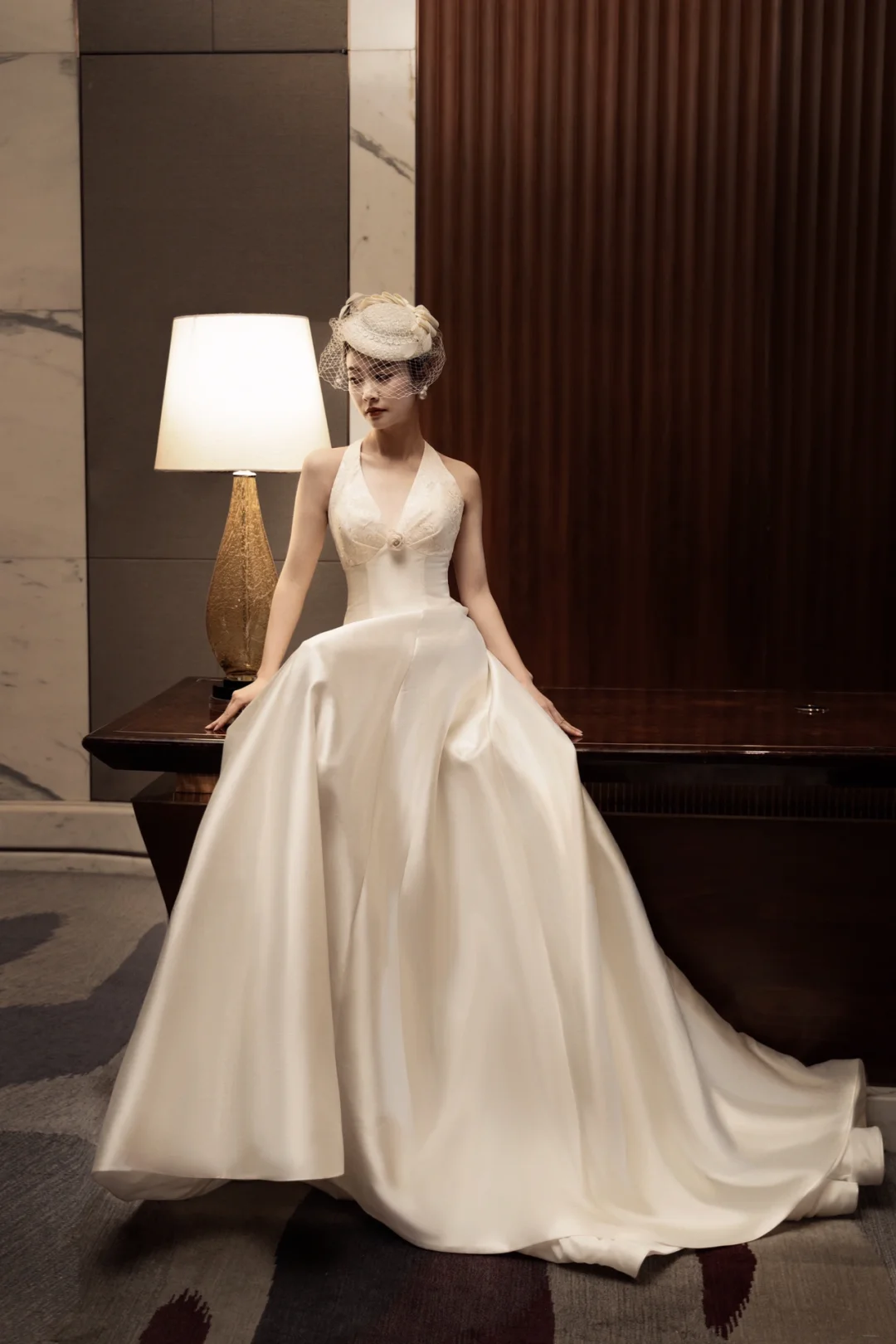 Robe de mariée dos nu en dentelle, longueur au sol, pour femme (AC067)