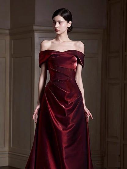 Robe de bal longue élégante en satin bordeaux, style sirène, épaules dénudées, AQ132