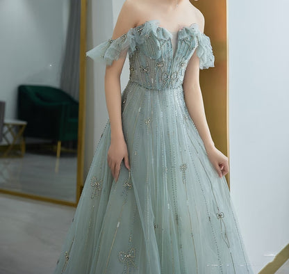 Robe de soirée longue élégante en tulle vert, coupe trapèze, col carré, style formel, idéale pour les bals de fin d'année et les dîners (AQ137)