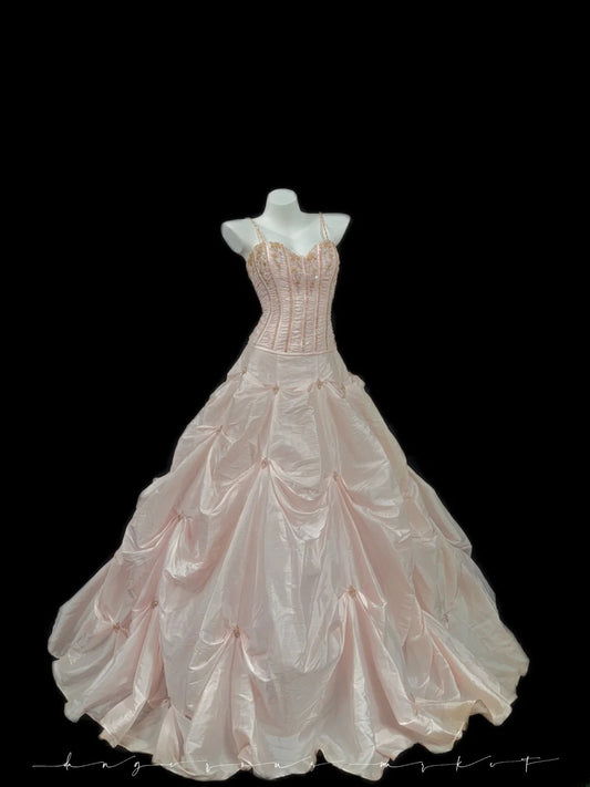 Prinzessinnen Ballkleid Spaghettiträger Blush Pink mit Perlen Sweet 16 Kleider Quinceanera Kleid RB3344