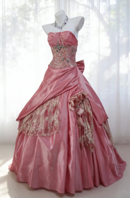 Robe de bal vintage bustier en taffetas rose, inspiration pour une longue soirée ou un anniversaire (20 ans) AB2345
