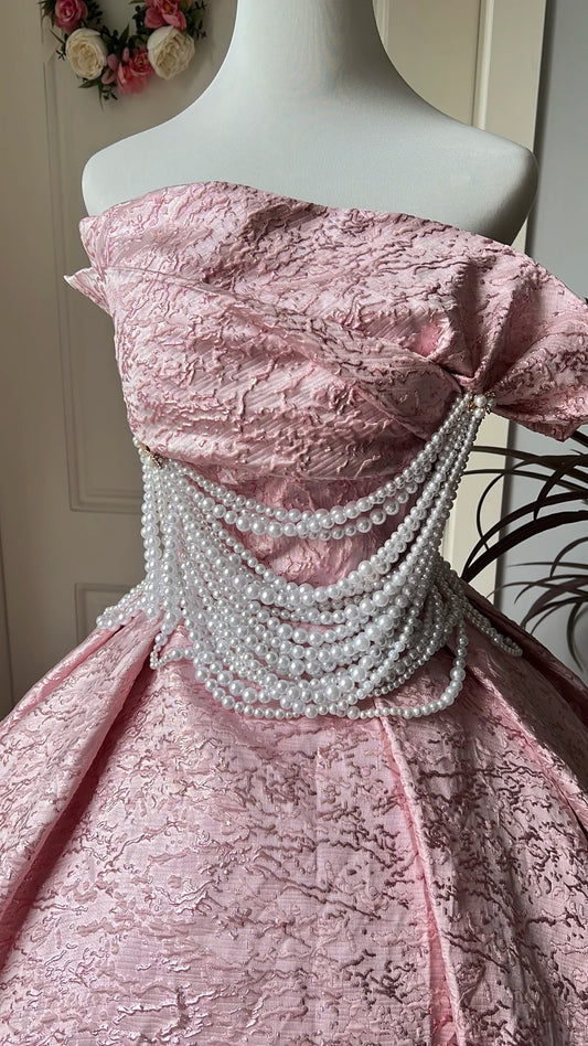 Sweet 16 Kleider Lang Pink Trägerloses Ballkleid Ärmelloses Sweet Sixteen Geburtstagskleid RC0372