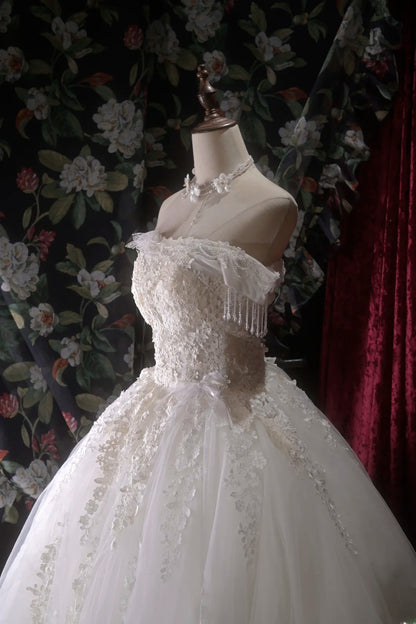 Vintage 80s Ball Gown Off The Shoulder Tulle White With Appliques Tassels Brides Gown Bridal Dress Wedding Dresses RB8031