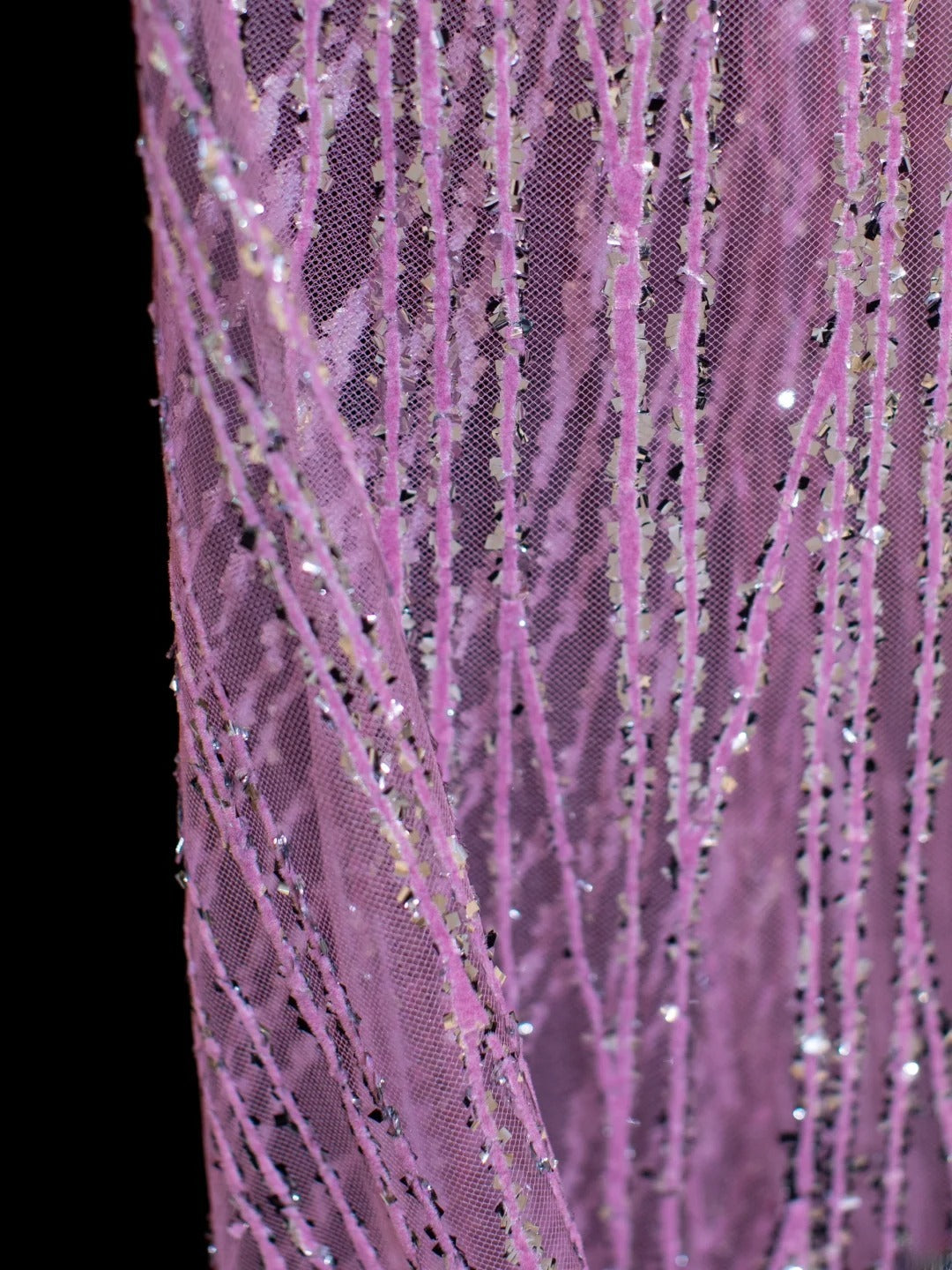 Preiswertes, paillettenbesetztes, formelles A-Linien-Kleid im Stil der 1950er Jahre mit eckigem Ausschnitt, rosa Falten und Perlenbesatz – ein beeindruckendes langes Ballkleid oder Abendkleid für festliche Anlässe (SA004).