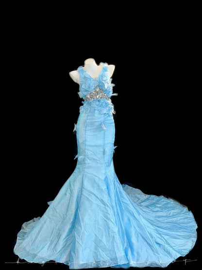 Robes de bal modestes sirène col en V bleu ciel clair avec perles longues tenues de soirée formelles RB3348