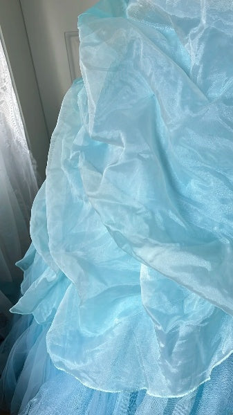 Langes trägerloses Sweet 16-Kleid aus blauem Organza, ärmelloses Ballkleid zum 16. Geburtstag RC0375