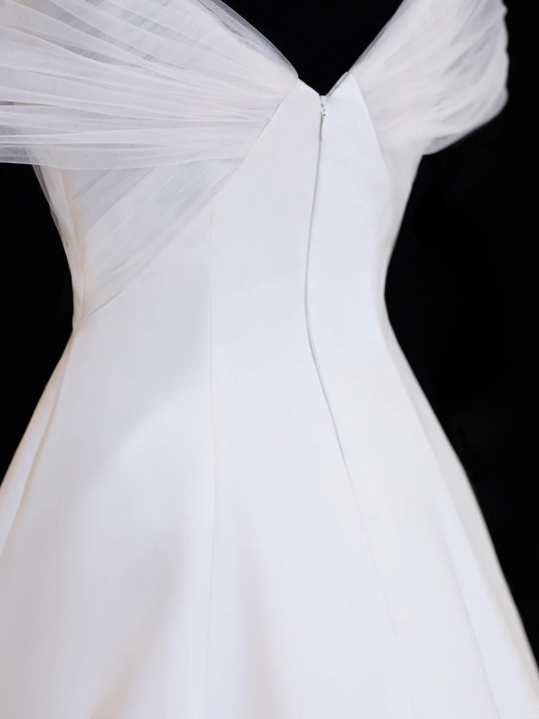 Wedding Gowns Dresses Elegant Modest for Bride Ball Gown Off The Shoulder With Short Sleeves Satin Petite/Plus Size Bridal Gowns For Women's SA005