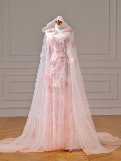 Elegantes, trägerloses A-Linien-Abendkleid aus rosa Spitze und Tüll mit Cape – ein stilvolles, langes Abendkleid für Teenager und Schülerinnen (AQ006).