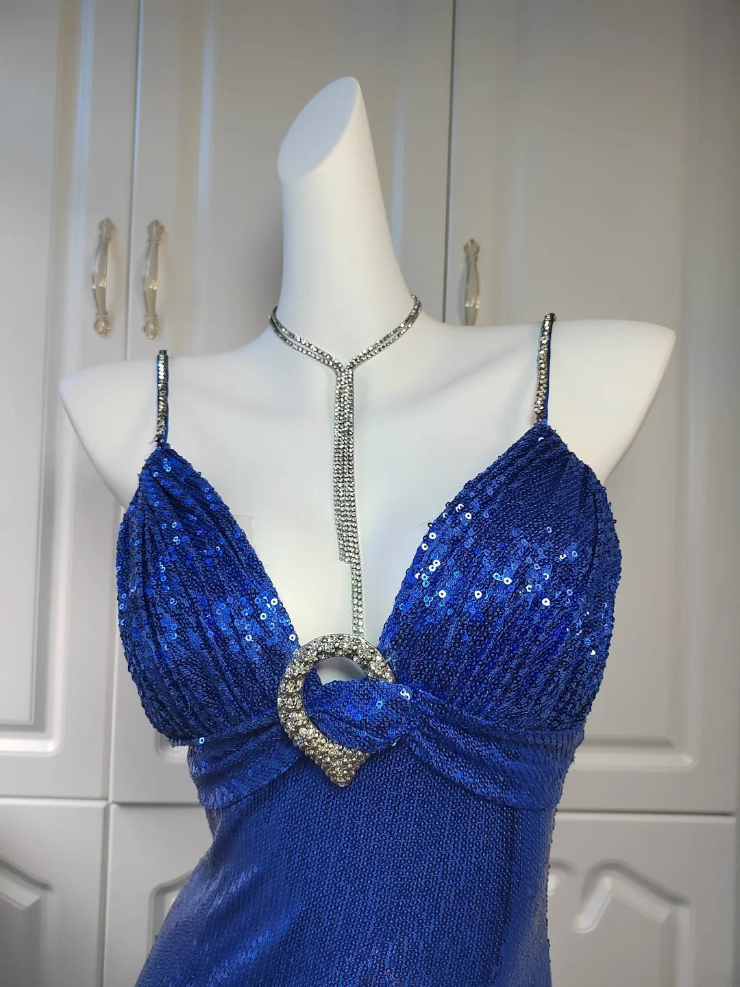 Modest Mermaid Spaghetti Straps Royal Blue Sequins With Beads Evening Dresses High School Teens Senior Night Dance Party Outfits AB2517