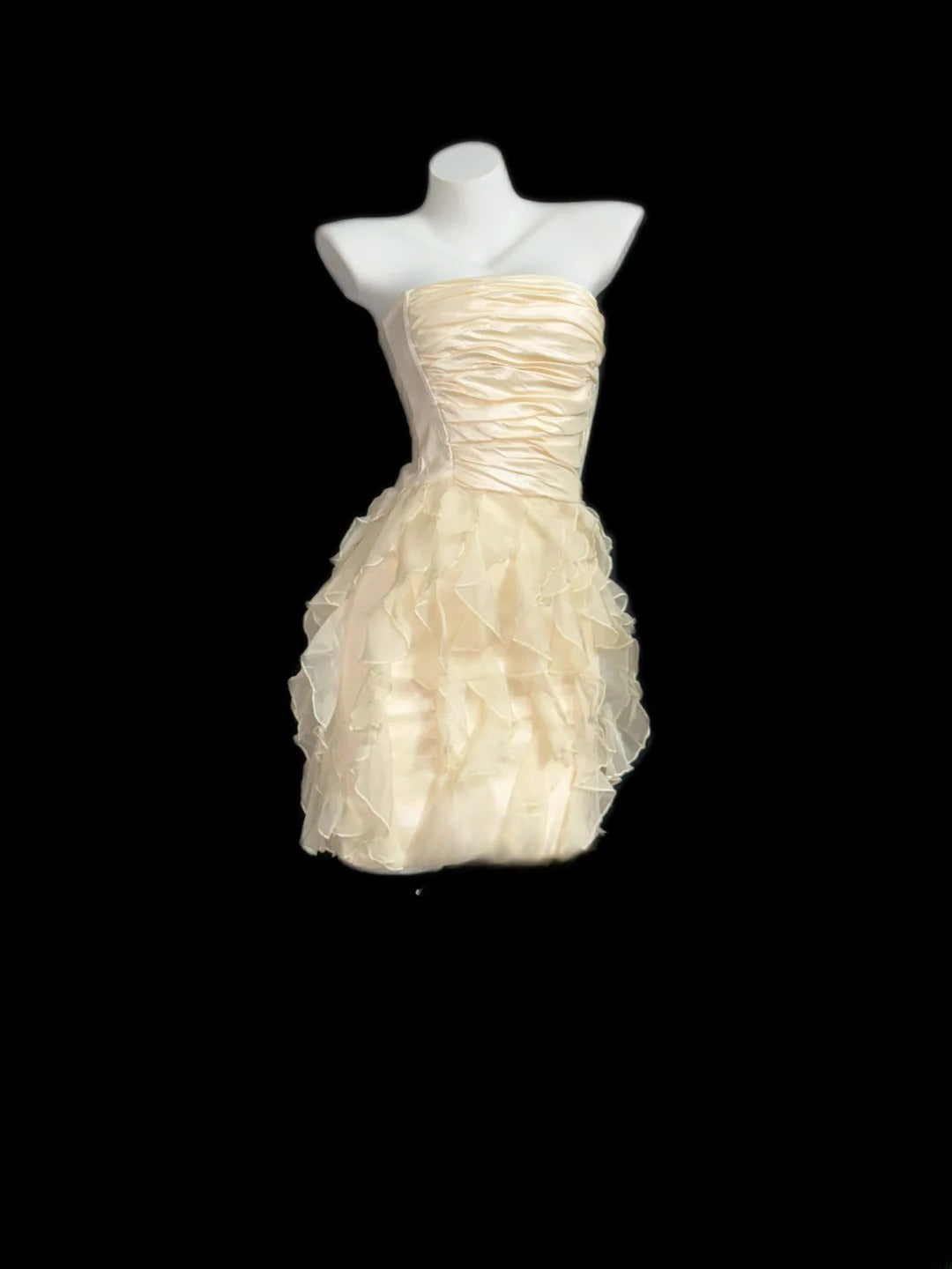 Robes de bal de fin d'année modestes, sans bretelles, champagne clair, courtes, pour l'école secondaire, pour les élèves de 3e, d'inspiration pour le bal de promo, robe de soirée RB3349