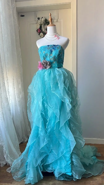 Blaues langes A-Linien-Abendkleid mit Spitze, trägerlos, bodenlang für schwarze Frauen RC0377